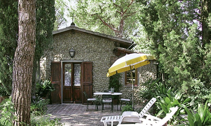 Palaia House | Stunning private villa for 2 people with TV, terrace and parking