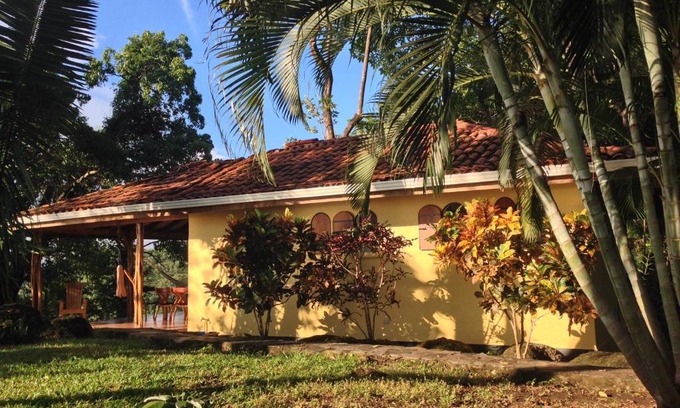 Montezuma House | Stunnig Ocean View