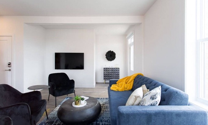 Mile End Apartment | Stunning 1 Bedroom in Mile End by Denstays