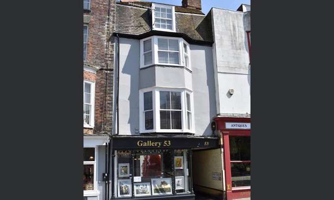 Old Town Hastings House | Stunning 18th Century 5 Bed House Old-Town Hastings