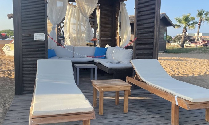 Bafra Apartment | Stunning 2 bed penthouse with jacuzzi