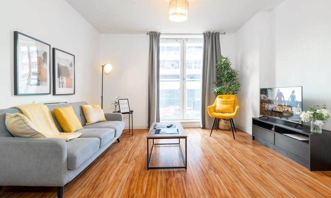Theatreland Birmingham Apartment | ✪ Stunning 2 Bedroom City Centre Apartment ✪ FREE-PARKING