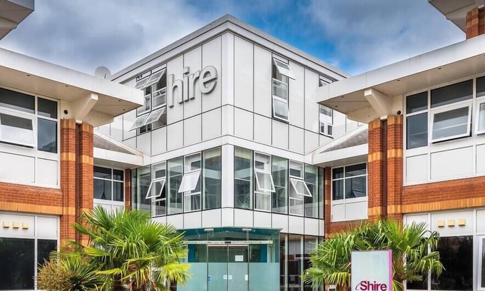 Lychpit Apartment | Stunning 2 Bedroom 2 Bathroom Apartment in Chineham, Basingstoke