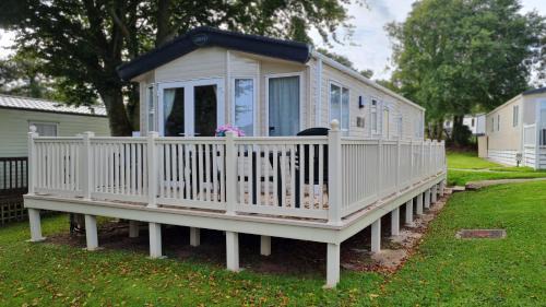 Paignton Resort | Stunning 2 Bedroom, pet friendly Static Caravan at Hoburne Devon Bay