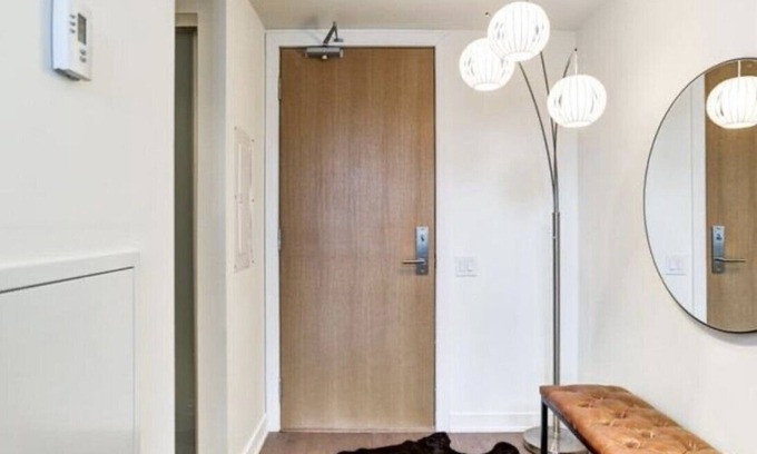 Wellington Place Condo | Stunning 2 storey large 1 bedroom loft in King Street West community on PH Level
