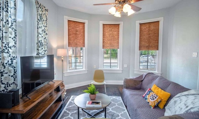 Five Points Apartment | Stunning 2BR/1BA Historic Pad Few Steps Downtown