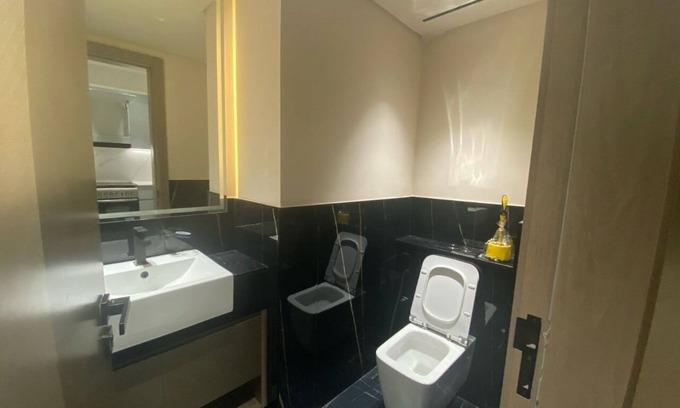 Business Bay Apartment | Stunning 2BR APT with Spa, Pool, Gym, Playground
