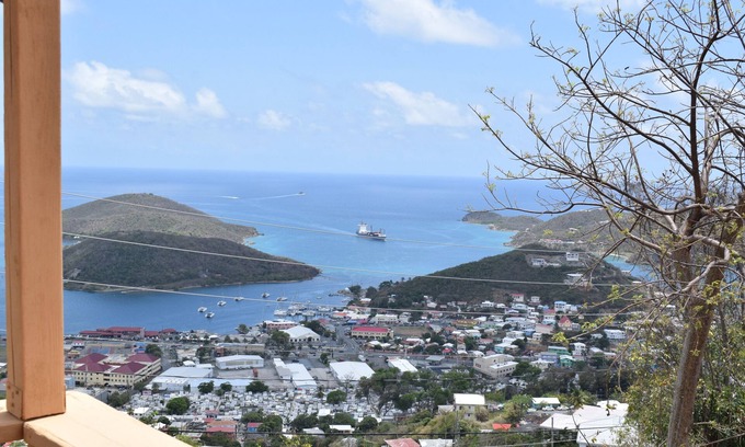 Estate Solberg Apartment | Stunning 2BR Ocean & City View Apt at Sunset Villas -Ideal Location & Amenities!