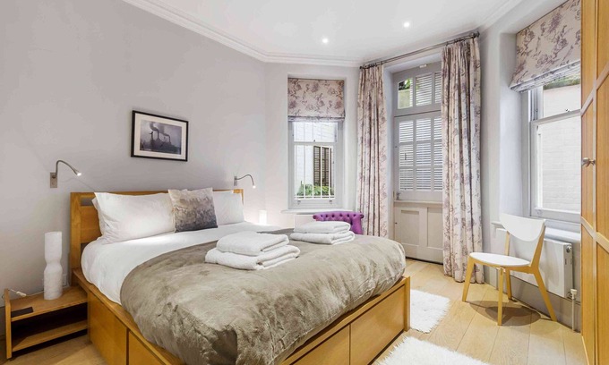 Chelsea Apartment | Stunning 3 bed flat in the heart of Chelsea