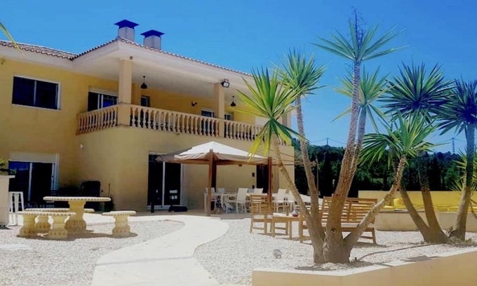 Pinoso Villa | Stunning 3 bedroom villa near Pinoso