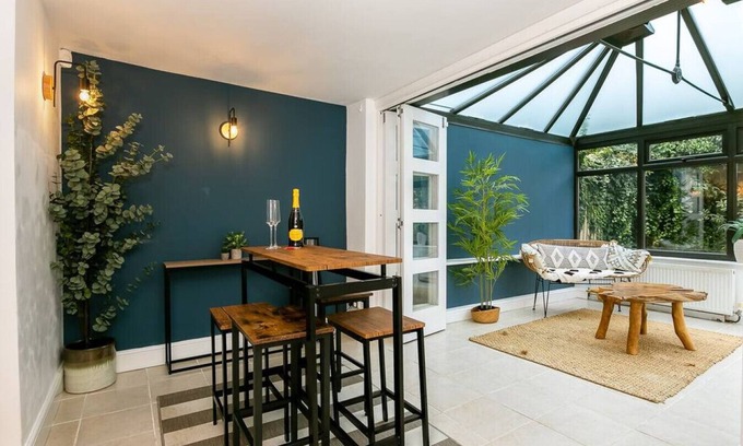 Enstone Cottage | Stunning 3BD Oxfordshire Cottage in Enstone