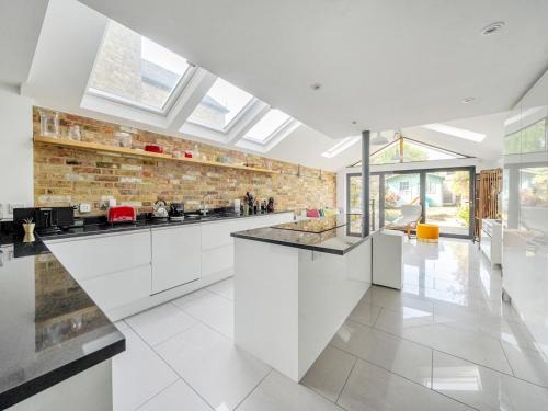 Oxford House | Stunning 3BR Townhouse - Central Oxford Pass the Keys