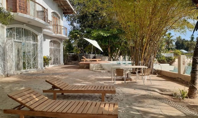 Tunguu Villa | Stunning 4-Bed Villa | Sea Views from Every Bedroom | Your Secluded Escape!