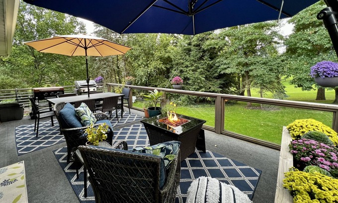 Granger House | Stunning 4-Bedroom Golf Course Retreat with Scenic Fairway Views Near Notre Dame