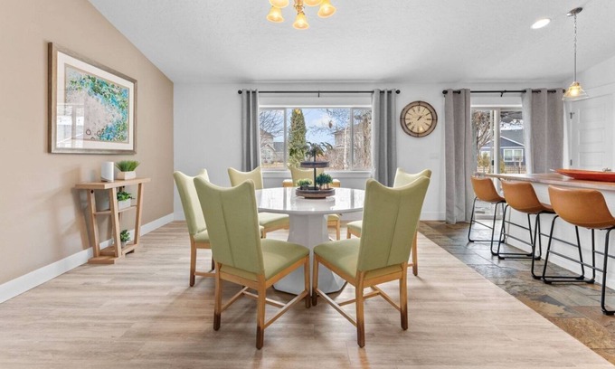 Eagle House | Stunning 4 Bedroom Home in Eagle
