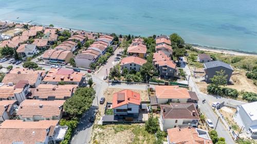 Silivri Villa | Stunning 4-Floor Villa with Sea View & Beach