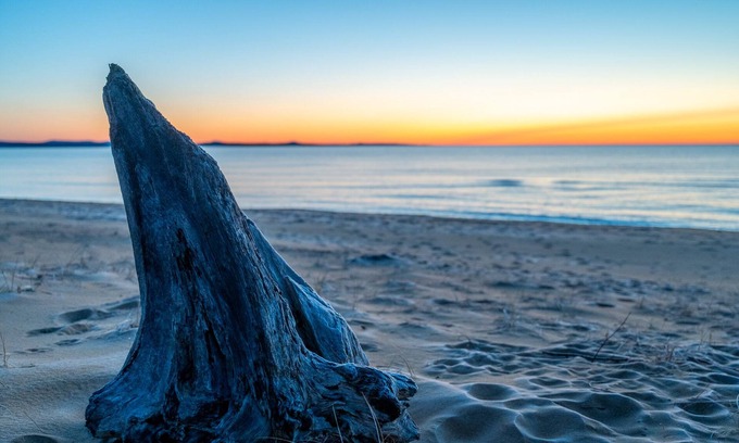 Lake Linden House | Stunning 4 Season New Beach House - Big Traverse Bay on Lake Superior!
