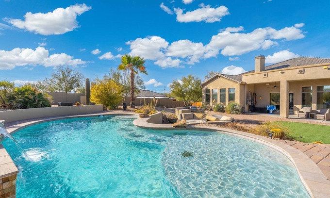 Desert Hills House | Stunning 4BR Retreat w/Private Pool