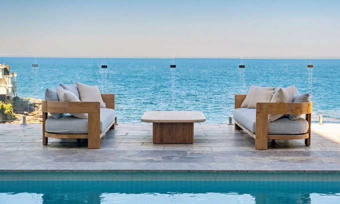 Maroubra House | Stunning 4BR Waterfront House w/pool in Sth Coogee