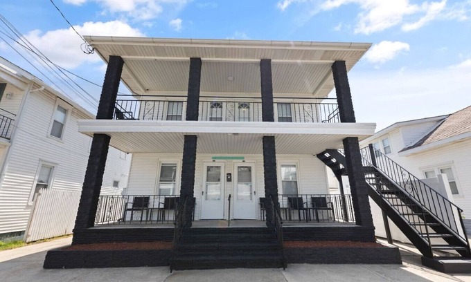 Wildwood Apartment | Stunning 8 beds 4 baths Minute 2 Beach & boardwalk