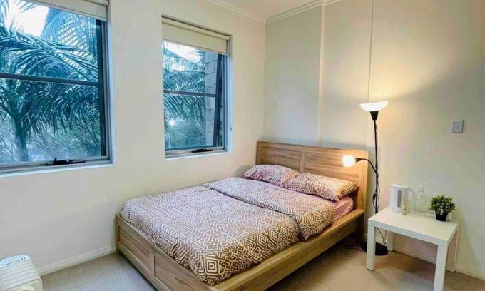 Roseville Apartment | Stunning and Freshly Apartment Room with 2 minutes to Chatswood Hub