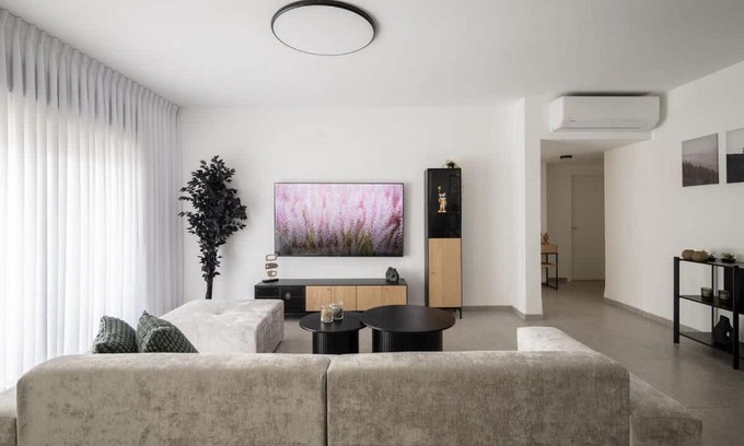 Kiryat Ata Apartment | Stunning and new 3-BR apartment