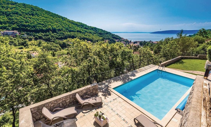 Sucici Apartment | Stunning apartment in Moscenicka Draga