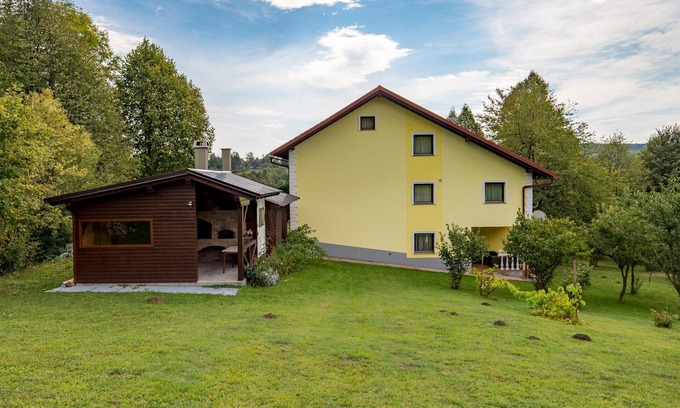 Vrbovsko Apartment | Stunning apartment in Vrbovsko
