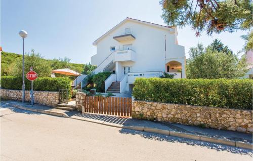 Punat Apartment | Stunning Apartment In Punat With Kitchen