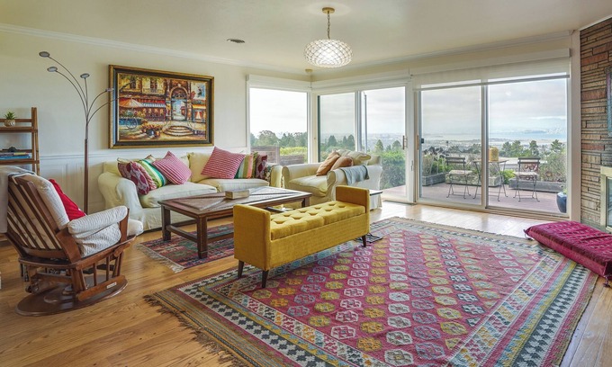 Kensington House | Stunning Bay-View Home in Kensington!