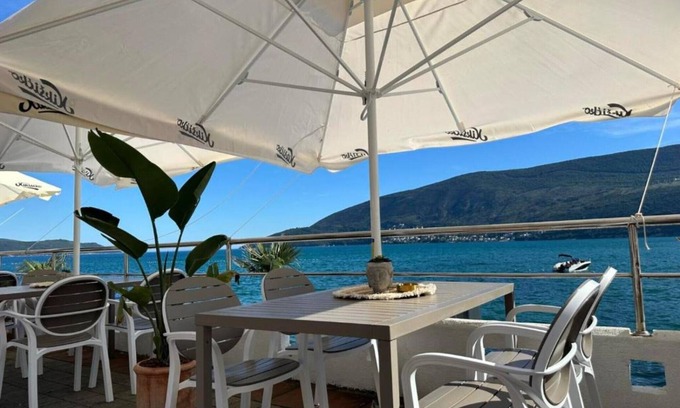Herceg Novi Apartment | Stunning Beachfront Stay in Herceg Novi - One Bedroom Apartment B