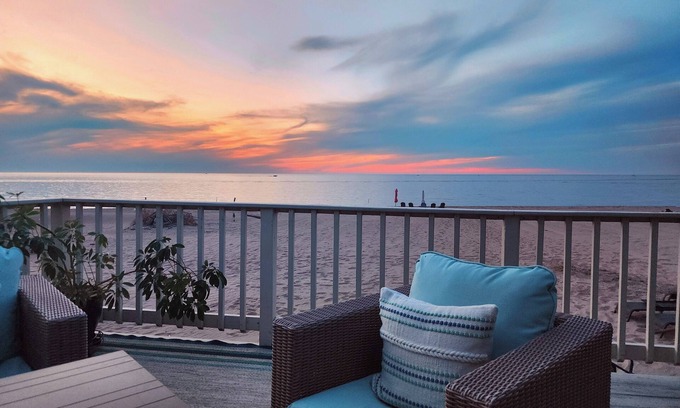 Sea Breeze Cottage | Stunning Beachfront Cottage w/Fire Pit - 1 minute from Sea Breeze Amusement Park