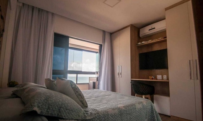 Rio Vermelho Apartment | Stunning View of Iemanjá's House in the Heart of Rio Vermelho