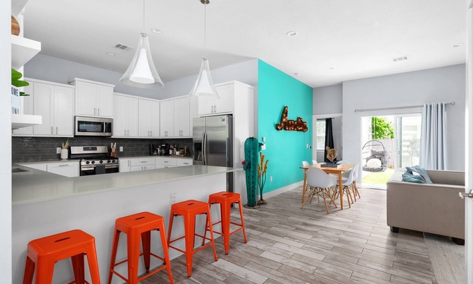 St. John - Coronado Hills House | Stunning Centrally Located & FUN 3 Bed Home!