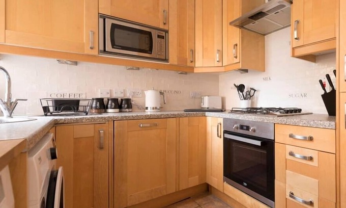 Henley-on-Thames House | Stunning Character House In The Centre of Henley