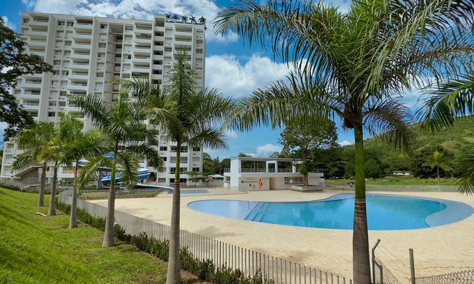 Santa Fe de Antioquia Apartment | Stunning, Brand-new Apartment with pool, in Santa Fe de Antioquia.