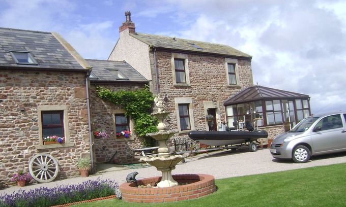 Knott End-on-Sea Cottage | Stunning coastal country cottage 2 beds sleeps 5