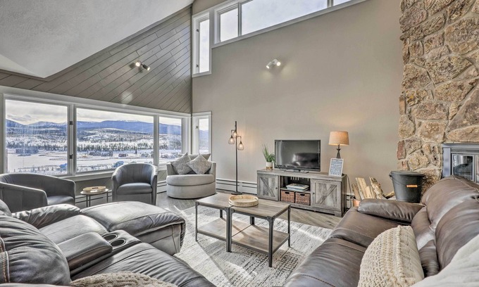 Fraser Condo | Stunning Condo in Fraser w/Mountain Views!