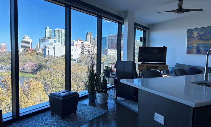 St. Petersburg Condo | Stunning condo in downtown St Petersburg beautiful views and huge terrace