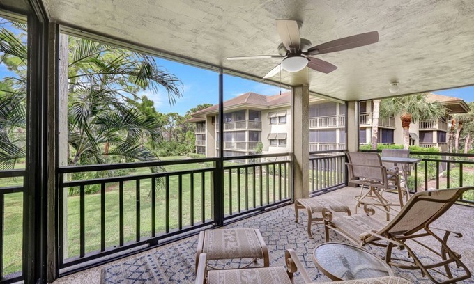 Bonita Bay Condo | Stunning Condo, Private Beach Access, 2 Bed 2 Full Bath - Bonita Bay & Kayaking