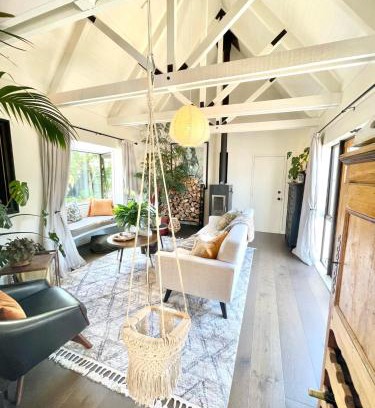 Harewood House | Stunning cottage