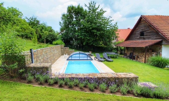 Libel Villa | Stunning private villa for 5 guests with A/C, WIFI, private pool, TV and terrace