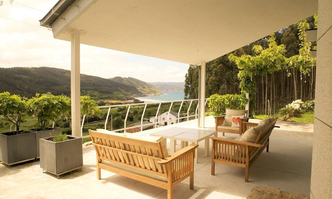 Xove Ski Chalet | Stunning design house on the beach