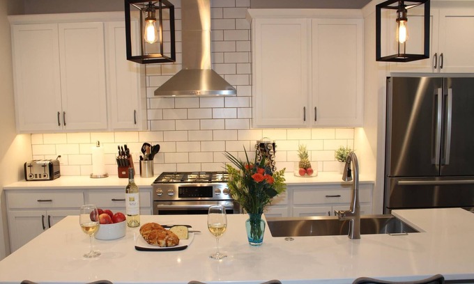 Garden District House | Stunning Downtown Home on Sherman Avenue