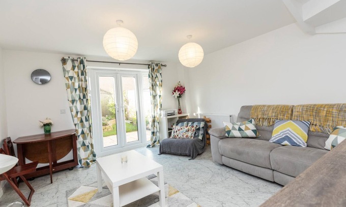 Haverhill House | Stunning Entire 2BD Home Suffolk/Cambridgeshire