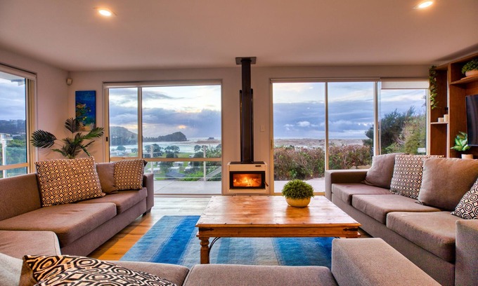 Mangawhai Heads House | Stunning family holiday home