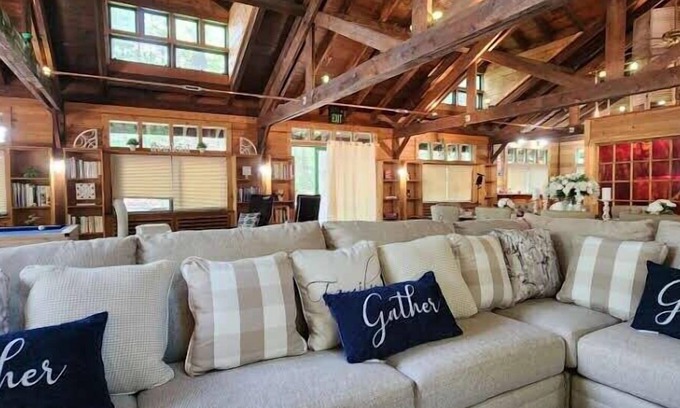 Layton Cabin | Stunning Family Friendly Lodge
