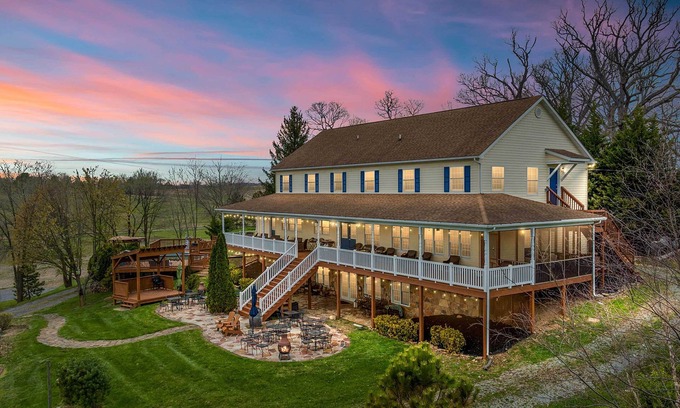 Berryville Villa | Stunning Former Winery w/Pool & Mtn Views!