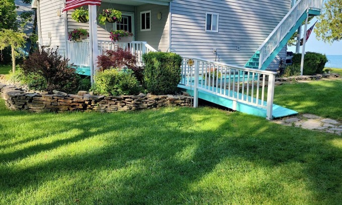 Greenbush House | Stunning, fully appointed home on a sugar sand beach of Lake Huron.