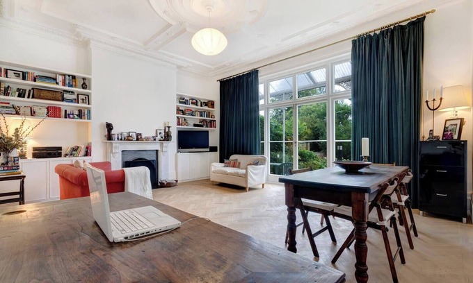 Crouch End Apartment | Stunning Garden Flat in Highgate/Crouch End